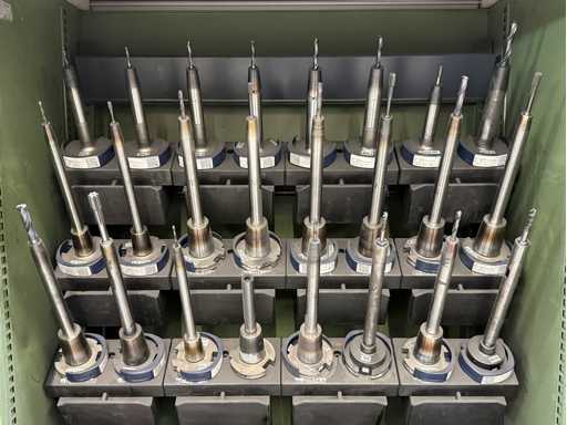   24 pcs SK50 tool holders with tools