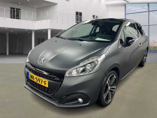 Peugeot 208 1.2 PureTech GT-line; NK-597-F