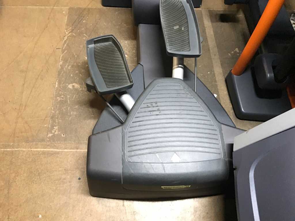 Orbitrek technogym excite 500 hot sale