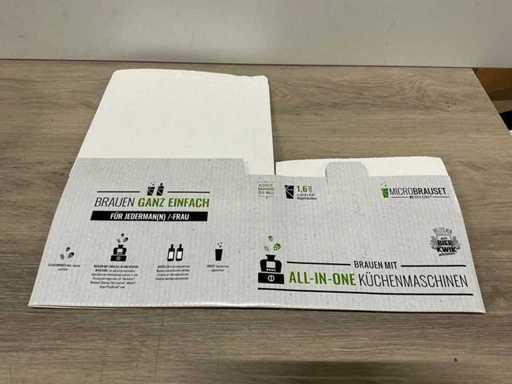 Kartonowe pudełko (197x)