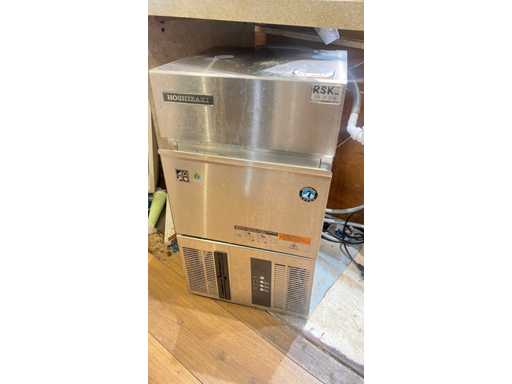 Hoshizaki - IM30CNE-HC - Ice Cube Machine