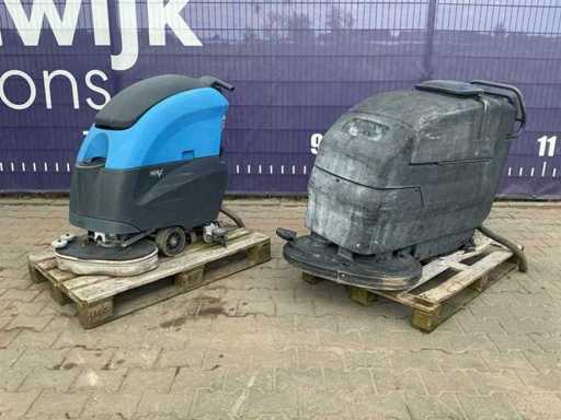 Schrobmachine/vloerreiniger (2x) (only for parts)