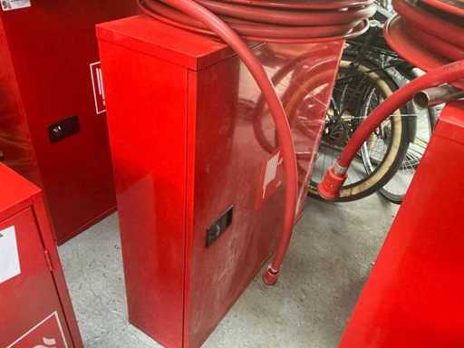 Fire hose cabinet