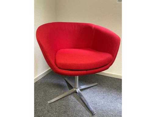 steelcase – czerwony obrotowy fotel wypoczynkowy