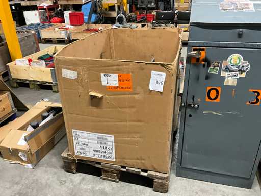 Divers boîtiers à outils (10x)