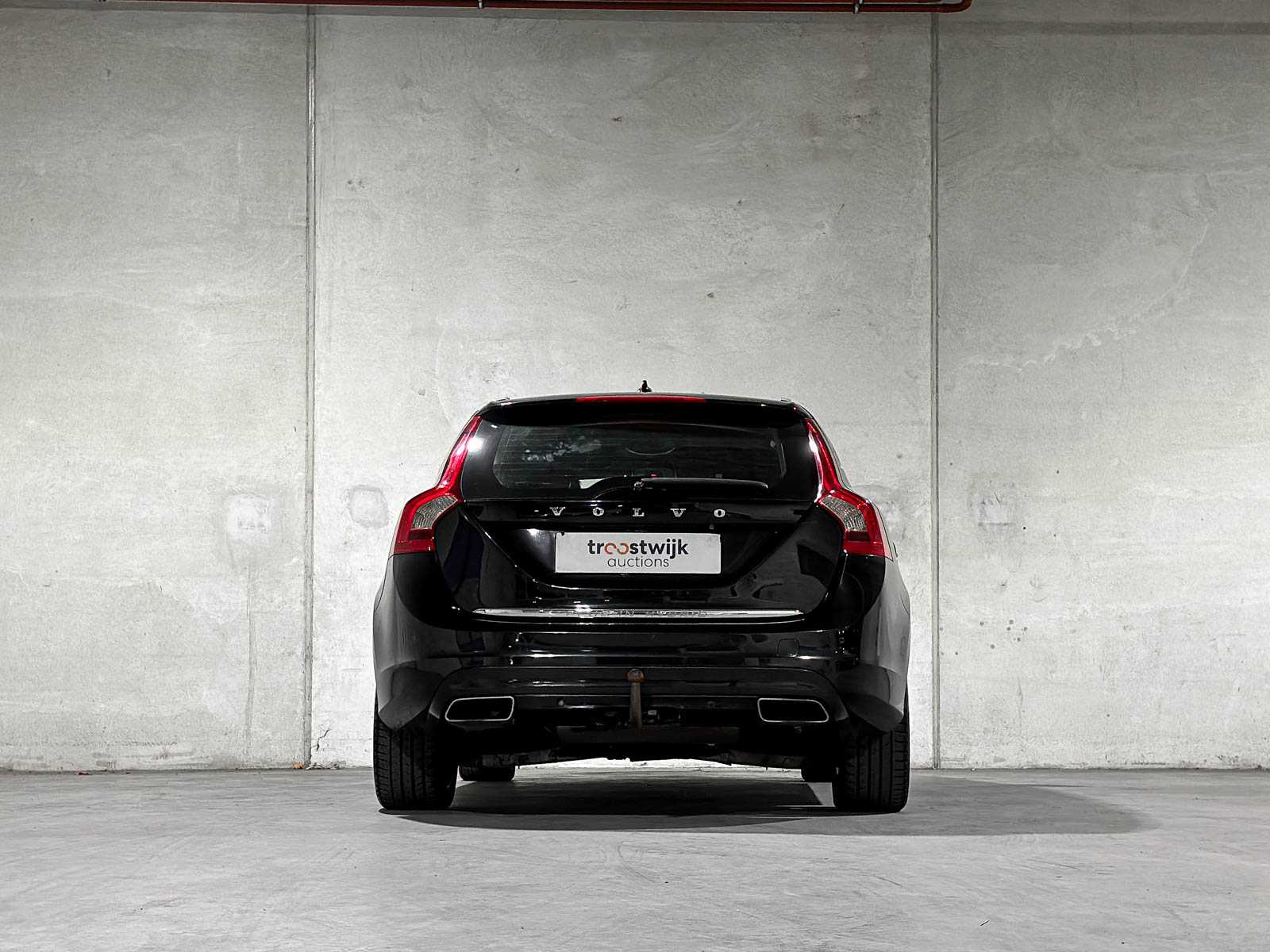 Volvo V60 2.4 D6 AWD Plug-In Hybrid Summum 215pk 2013 (Origineel-NL), 6-SVN-43