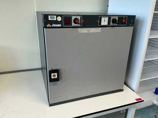 Jouan Steamer