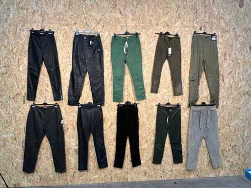 Pantalon en cuir/suède de Goosecraft (10x)