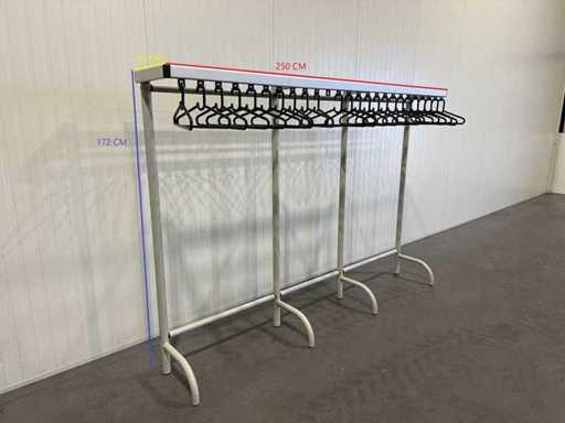 Cuier de haine independent 250 x 35 x 172 CM