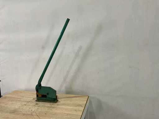 Forbici per taglio del metallo