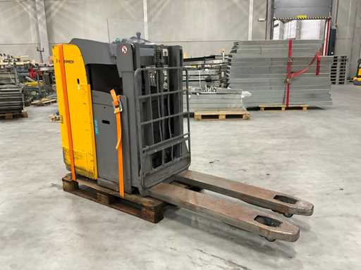 2017 Jungheinrich ESD 120 Stapelaar