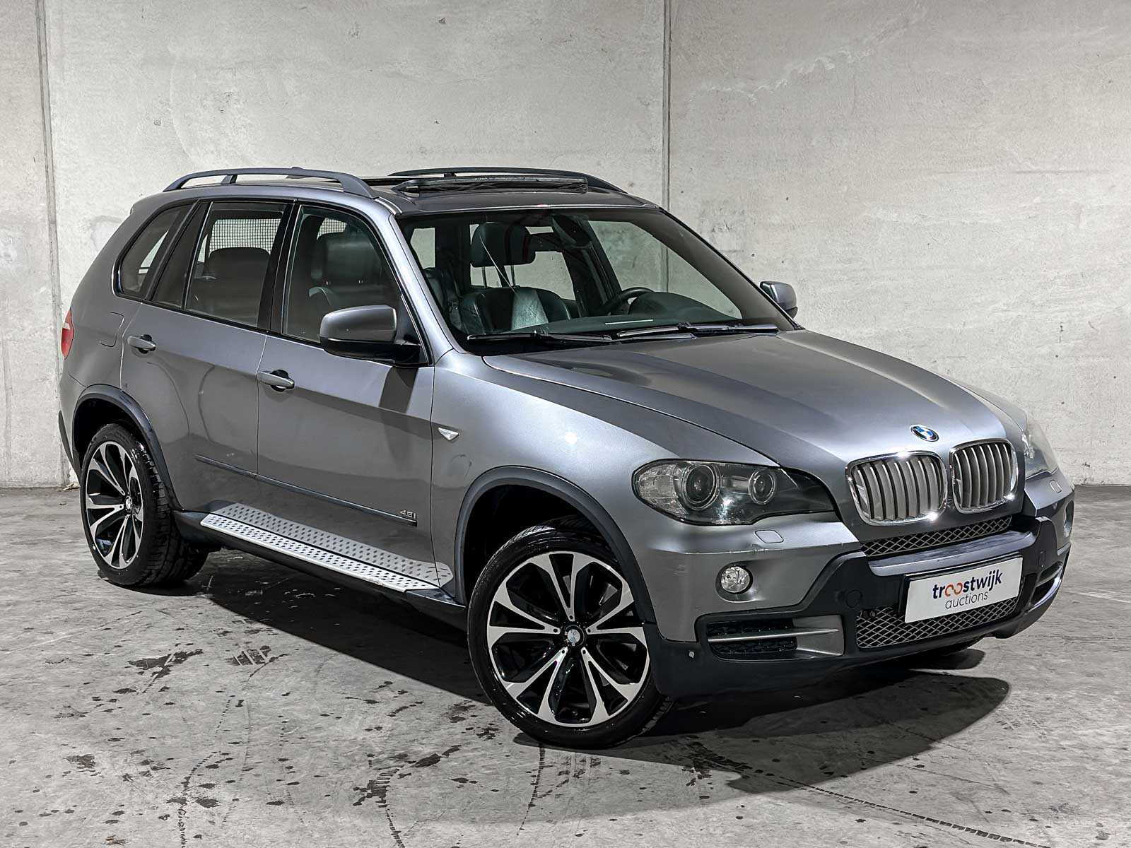 BMW X5 xDrive48i 4.8 V8 E70 355pk 2007, P-834-RB Youngtimer