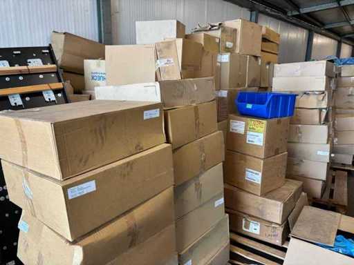 HUECK - SCHÜCO 204649 Depozit garnituri și accesorii pentru ferestre Încuietoare pentru ferestre (1000x)