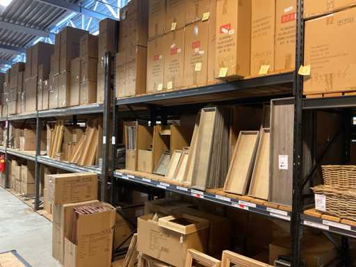 Plateaux et cadres en bois