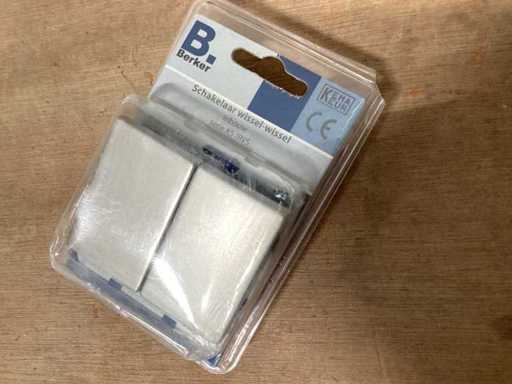 Berker K5 Edelstahlschalter eingebaut, Doppelreihenschalter (41x)
