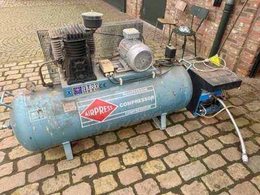 2005 Airpress Air Compressor