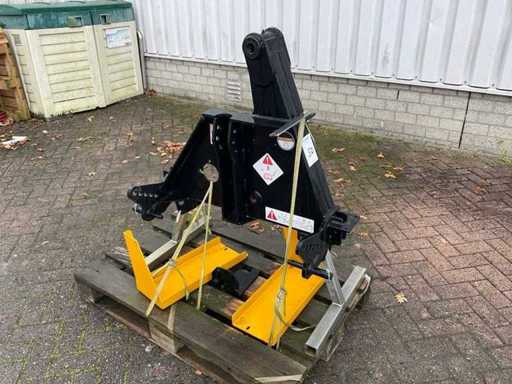 Kosiarka z ramieniem trójpunktowym