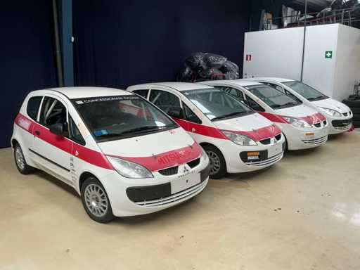 Combinatie kavel 126, 127, 128, 129  Mitsubishi - Colt Cup - RalliArt - Circuitvoertuigen (4x)