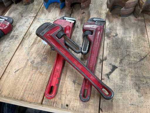 Pipe wrench (3x)
