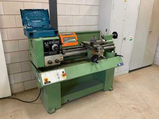 Harrison M250 Lathe