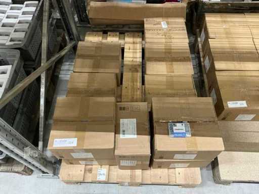 3x20mm Universele schroef (720x)