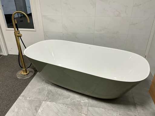 Wolnostojąca łaźnia Villeroy & Boch Theano