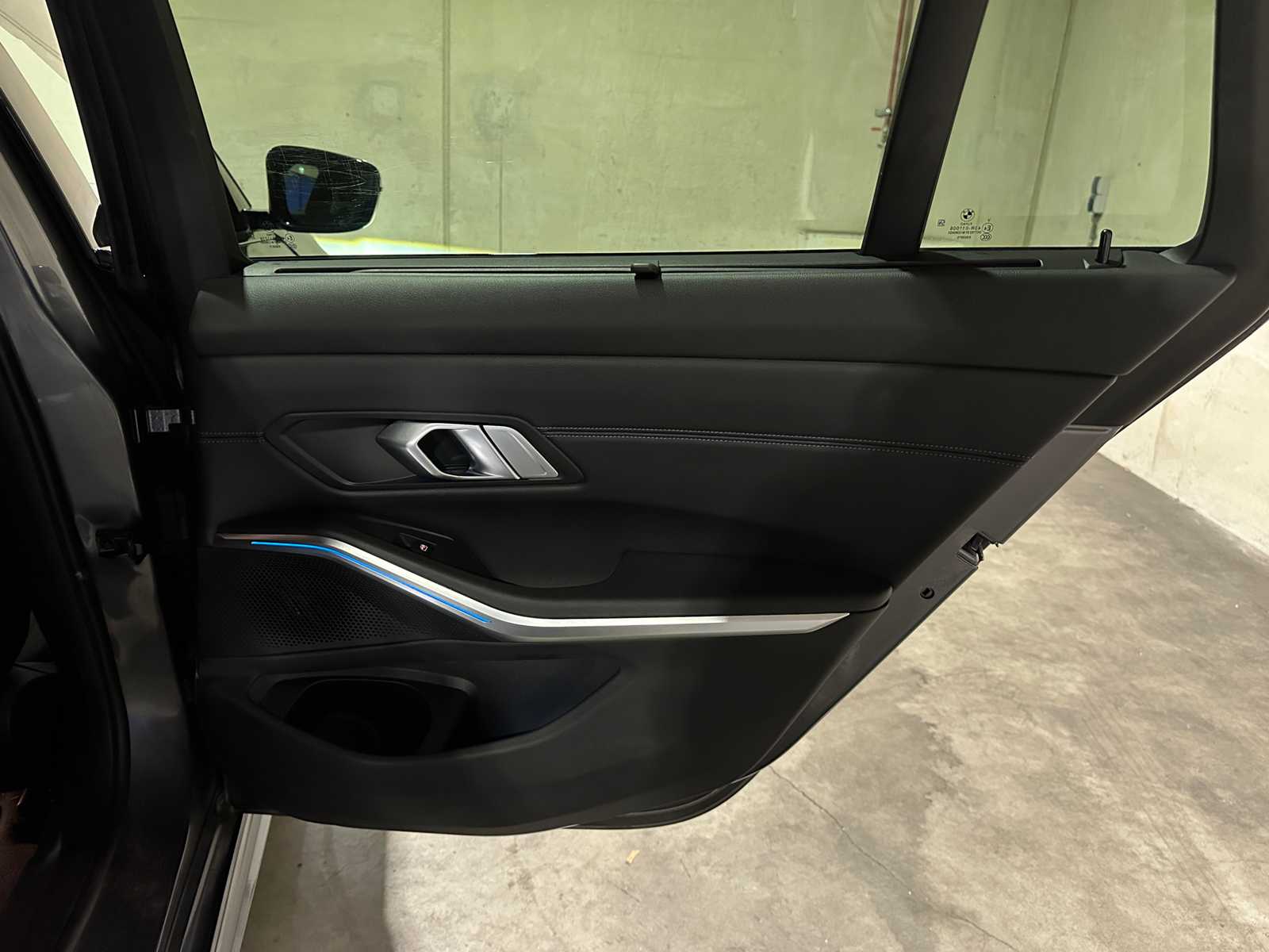 BMW 330e Touring M-Sport Business Edition Plus 184hp 2022 3-series G21, X-990-TH 