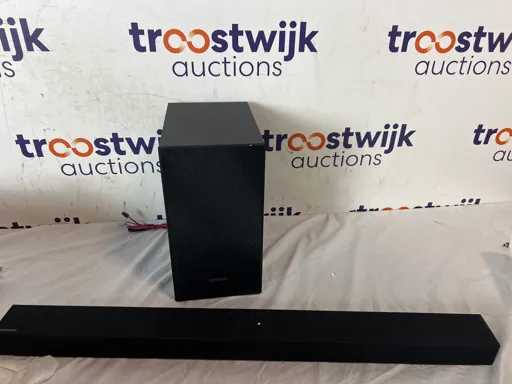 Philips 499P9H – 49 inch Curved Monitor + Samsung HW-T420 Soundbar met Draadloze Subwoofer