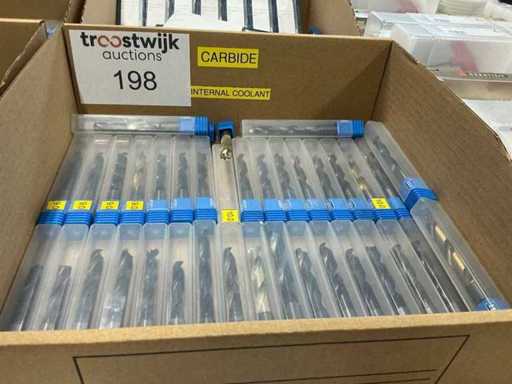 Solid carbide drill bit with internal cooling holes (38x)