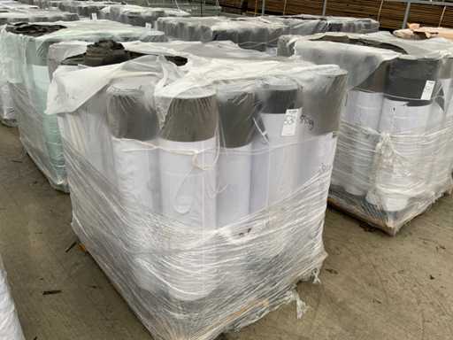 Fetru pentru acoperișuri din palete