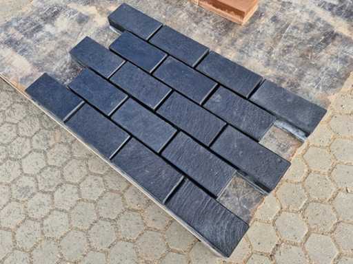 Concrete blocks (approx. 10m²)