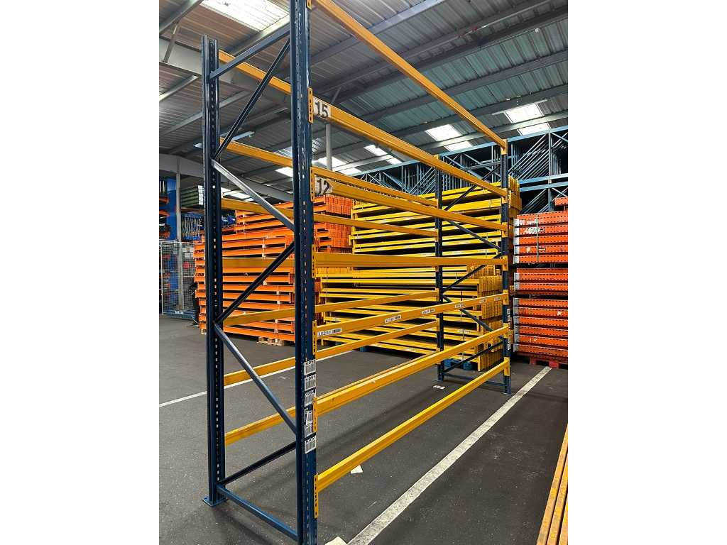 Esmena - Pallet racking