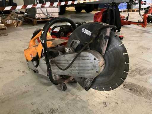 Lumag-Schleifmaschine