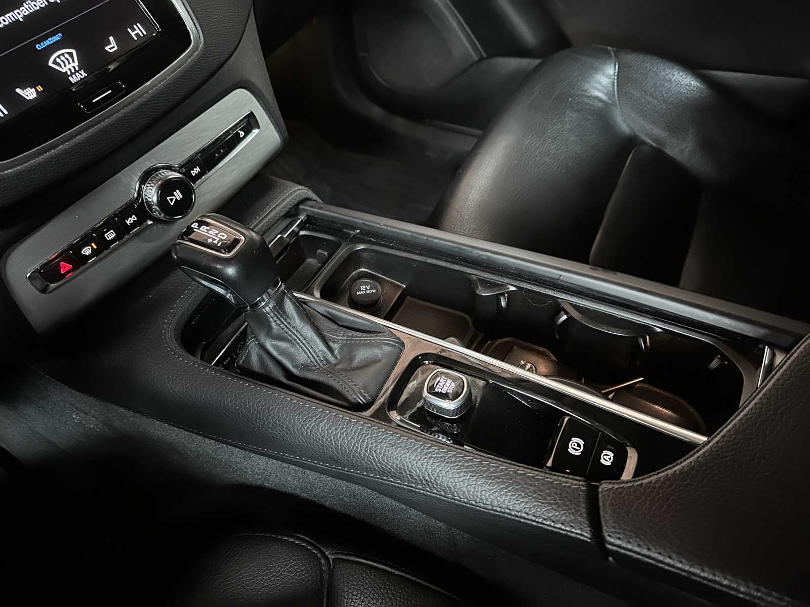 Volvo XC90 2.0 D4 90th Anniversary Edition 7p. 190PK 2019 (Origineel-NL), XG-827-B