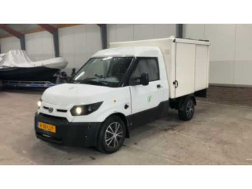 c8d101b3-15c1-4d79-bae4-56975621f7c0.mp4