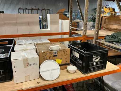 Maastricht Porzellan/Dudson Duraline Batch Tafelwaren, Glaswaren