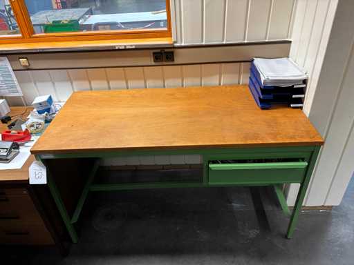 THURMETALL Workbench without contents