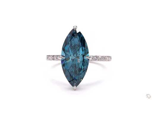 Ring aus 18 Karat Weißgold mit 4,44 ct Diamant