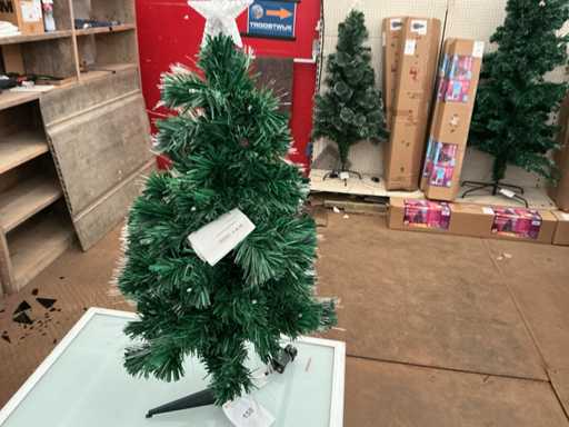 Weihnachtsbaum aus Kunststoff.