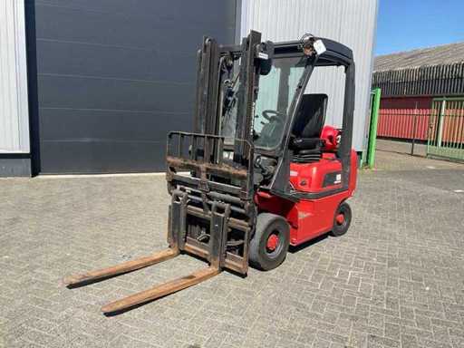 Nissan 18 Vorkheftruck