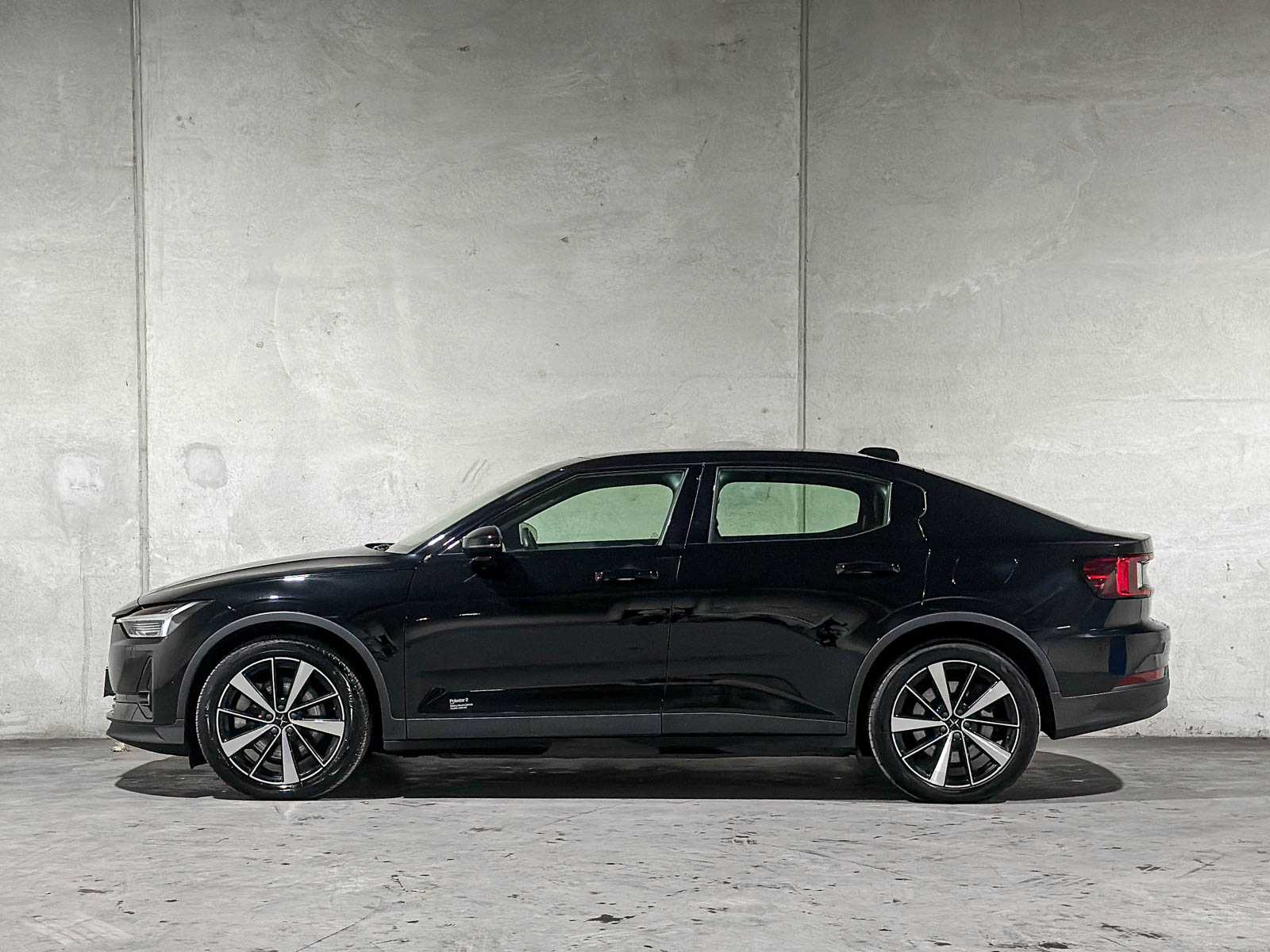 Polestar 2 Long Range Dual Motor Launch Edition 78kWh 408pk 2020 (Origineel-NL + 1e Eigenaar) 78kWh, J-098-VK