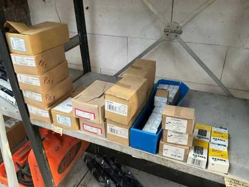 Fabory / Würth / Gesipa Lot Bolts, Nuts, Pinions, Blind Rivets