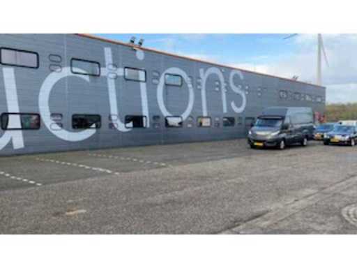 cce312c3-3866-418a-9962-de0fe2534f03.mp4