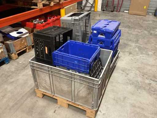 Partij kunststof kratten