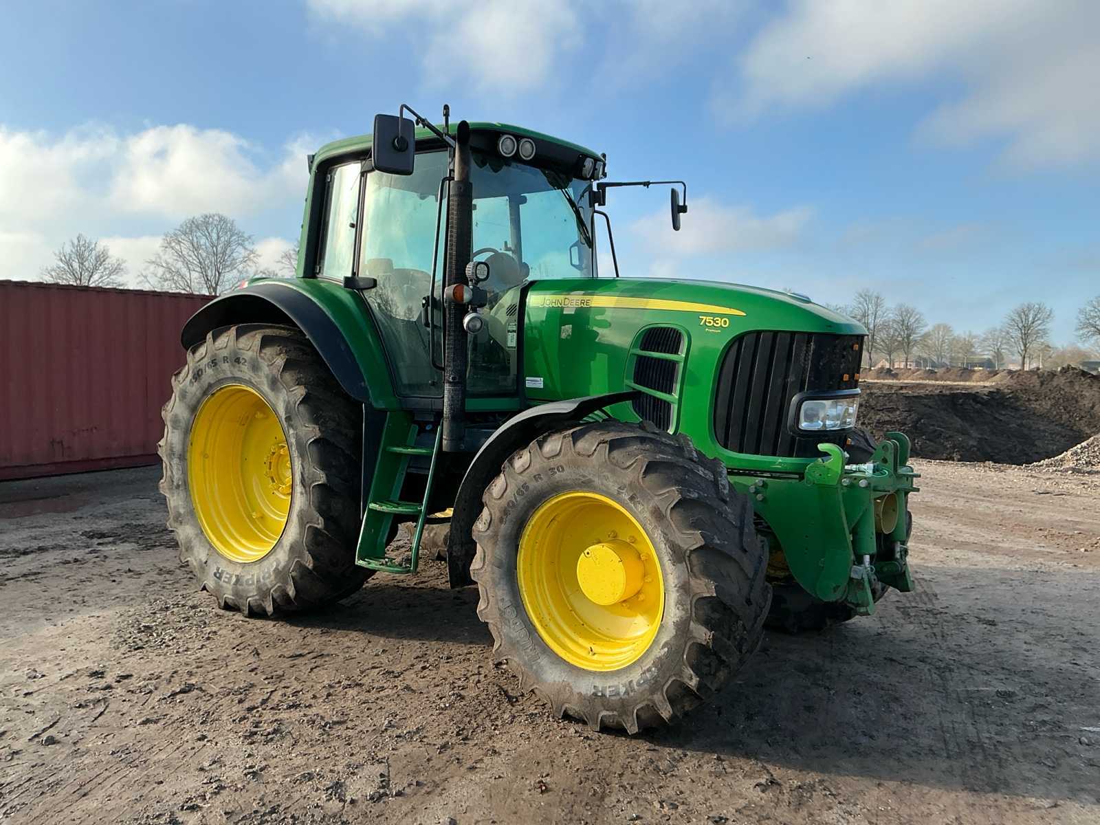 John Deere 7530 4 Wheel Drive Tractor 2008