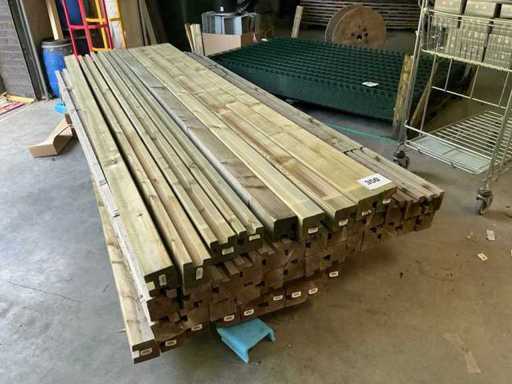 Houten Hoekpaal (44x)