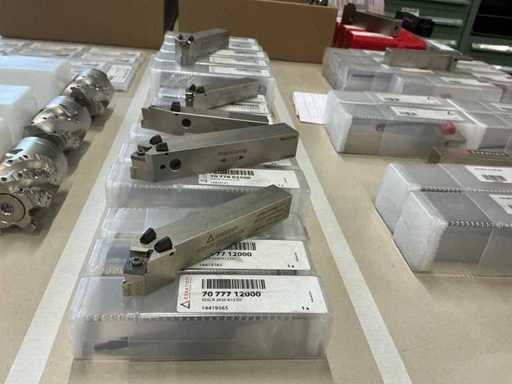 Ceratizit Turning chisel external with cooling (14x)