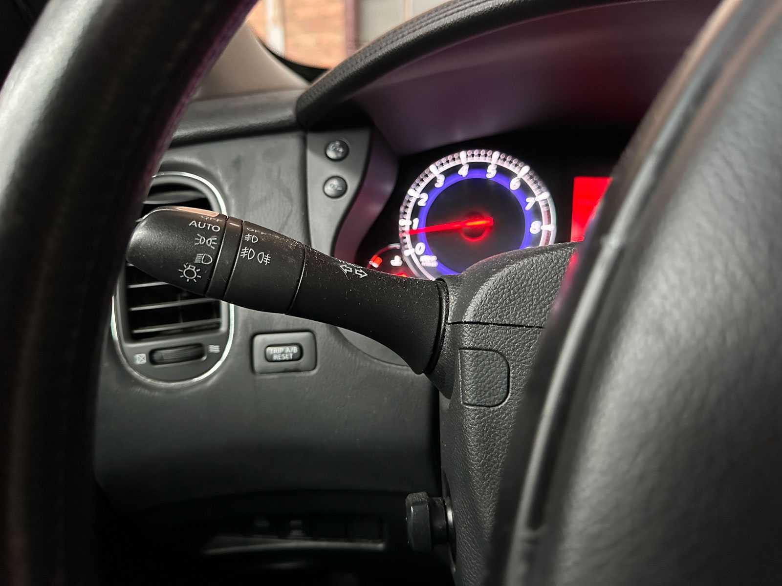 Infiniti EX 37 GT 3.7 V6 AWD 320pk 2009, 06-HPG-4 Youngtimer