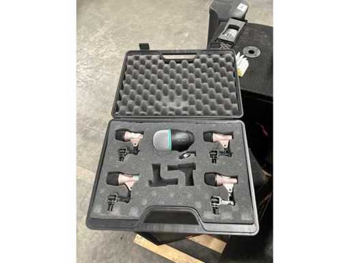 The T.bone DC1500 Set Microphones