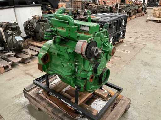 Silnik diesla John Deere 4045TF151A